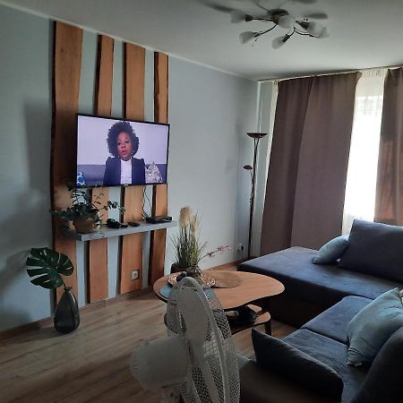 Cosy Home 10 Min From City Center Tallinn Bagian luar foto