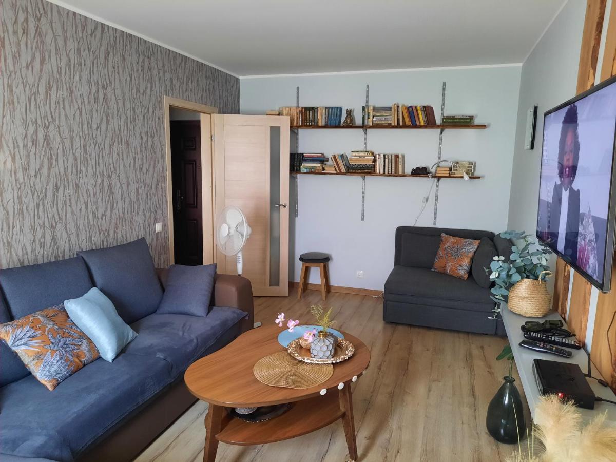 Cosy Home 10 Min From City Center Tallinn Bagian luar foto